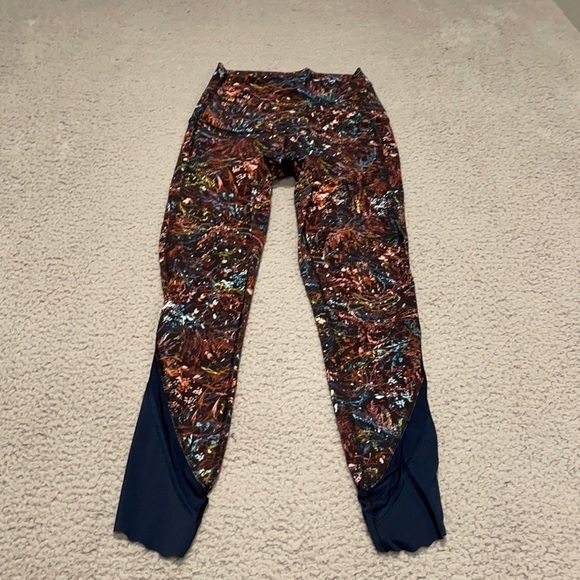 Lululemon Wunder Under High-Rise Crop Scallop Full-On Luxtreme Foliage size 2 - Picture 1 of 7